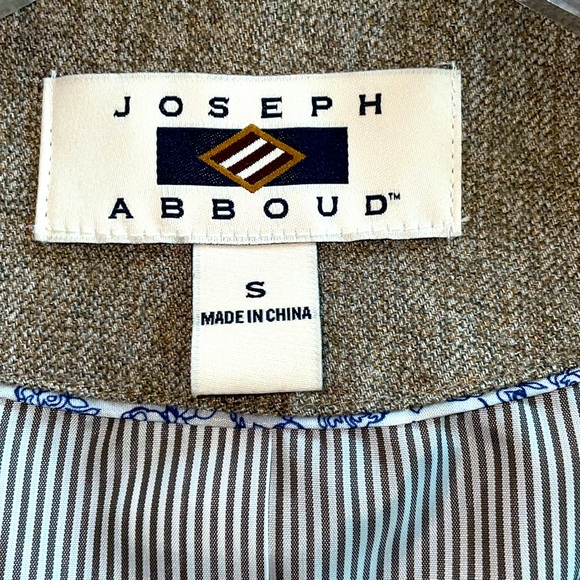 Joseph Abboud Men’s Vest - Picture 2 of 7